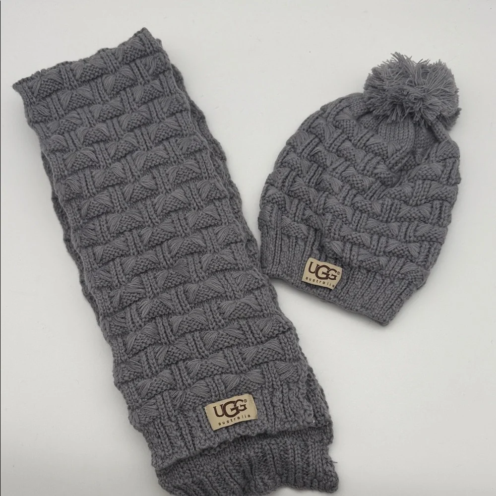 UGG Charcoal‎ Knit Hat and Scarf Set